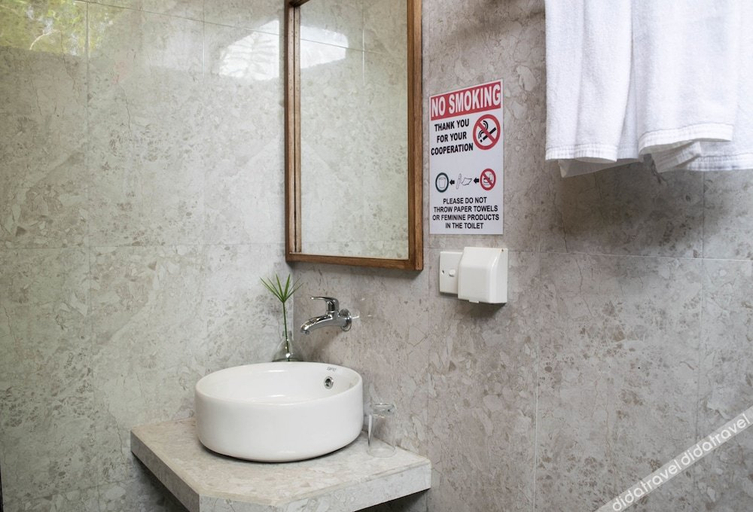 Bathroom, UFA ESCAPE