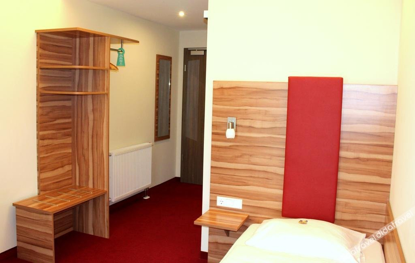 Bedroom 2, Come IN Comfort, Ingolstadt