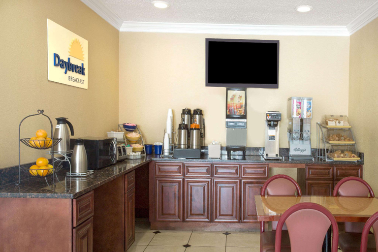 Others 4, Days Inn by Wyndham Washington DC/Gateway, Washington D.C.