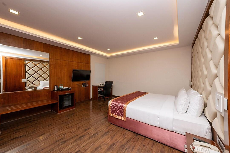 Bedroom 2, silicon city Hotel, Bangalore