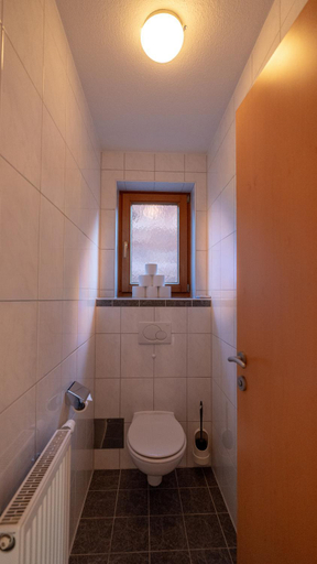 Bathroom 2, Apparthaus & Chalets Hofer, Schwaz