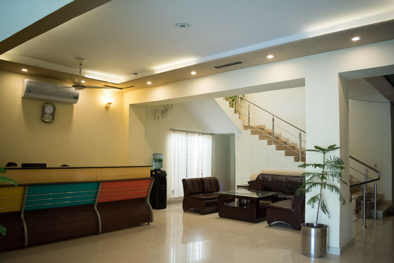 Others 4, Hotel Days Inn Two, Lahore