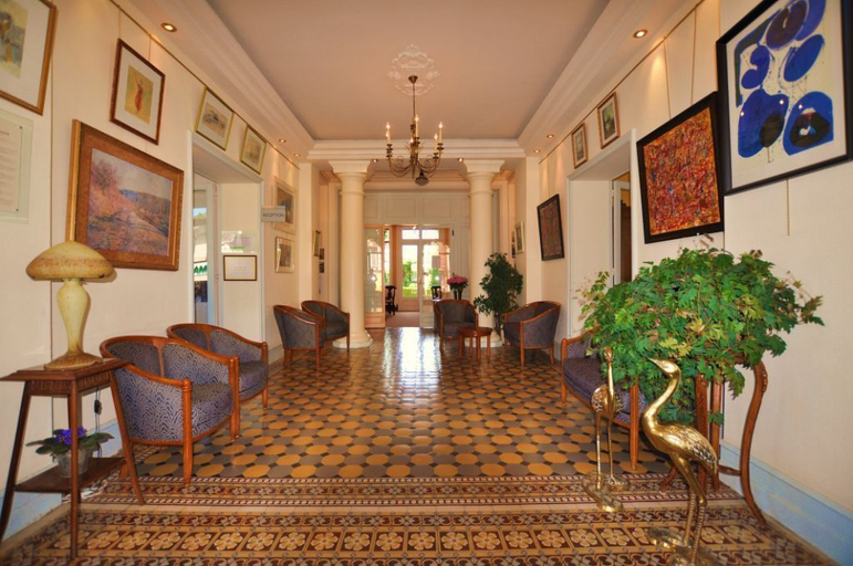Public Area 2, BRIT HOTEL CONFORT BAGNOLES NORMANDIE, Orne