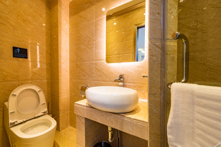 Bathroom 4, CJ Residence @ Opposite Public Bank Centre Point, Kota Kinabalu