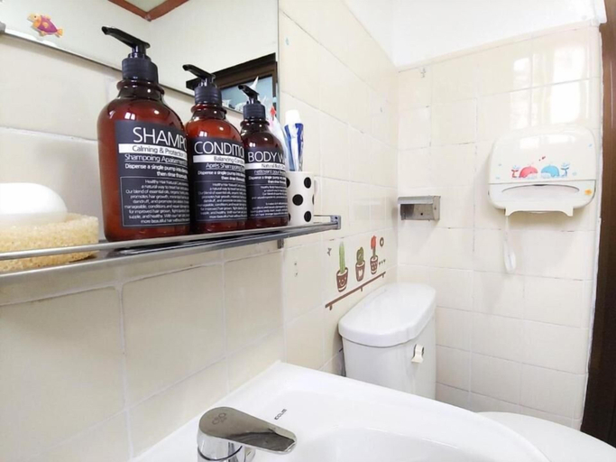 Bathroom 5, Healinghouse Peakjang, Buyeo