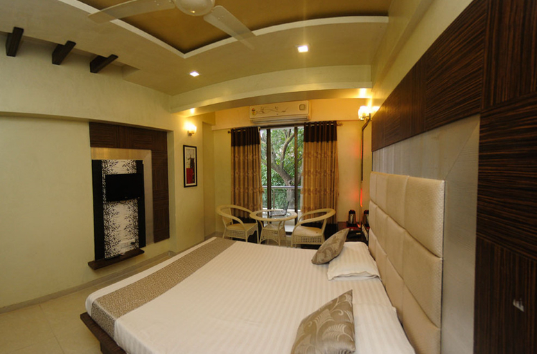 Bedroom 3, Retreat Heritage, Pune