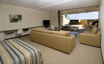 Others 2, Beach Suites, Byron