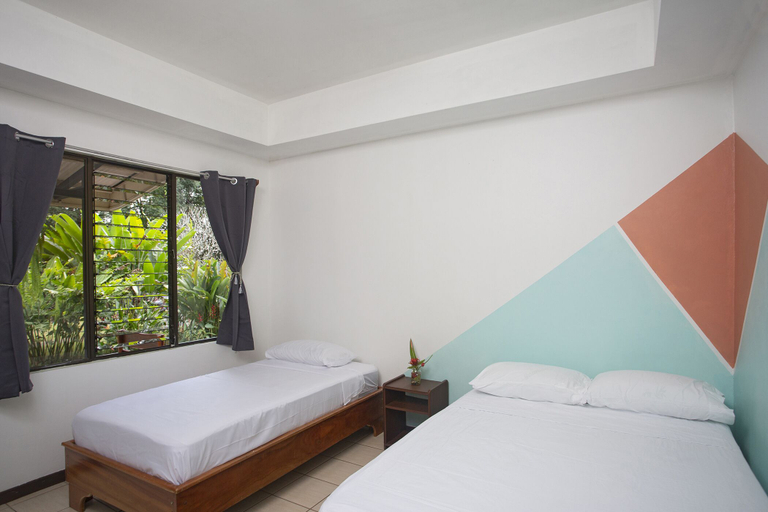 Others 5, Whale Tail Hotel, Osa