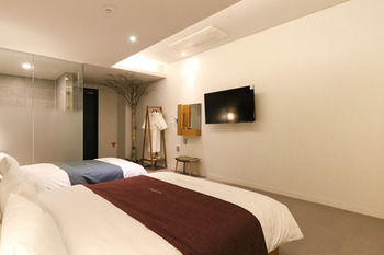 Guestroom 3, Best In City Hotel, Dong