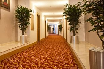 Hallway 4, Ekinci Residence, Tuzla