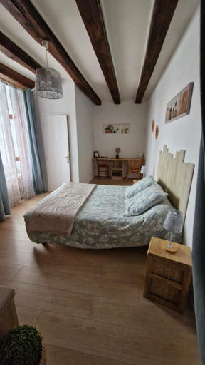 Bedroom 1, La Flambee, Haute-Vienne
