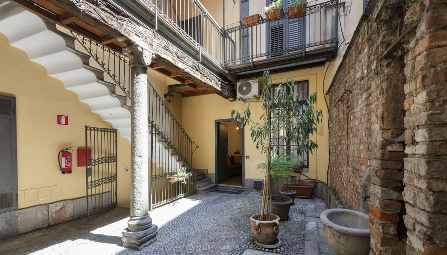 Others 3, Italianway Easy - Porta Ticinese 67, Milano
