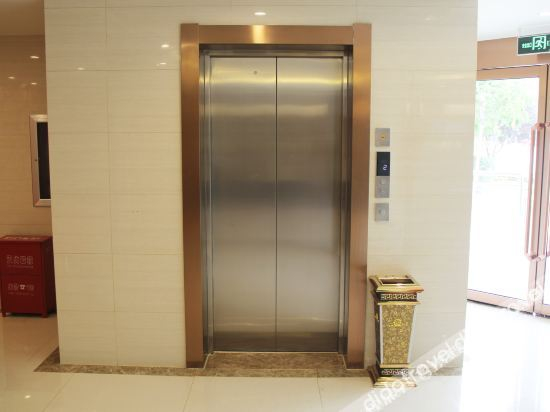 Hotel Interior or Public Areas 2, GreenTree Inn Rizhao Wulian County Bus Station, Rizhao