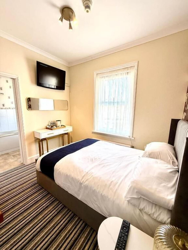 Room 2, The Carlton Hotel, Isle of Wight
