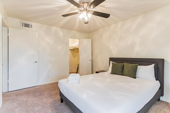 Others 4, The Relaxing Suites of Midland, Midland