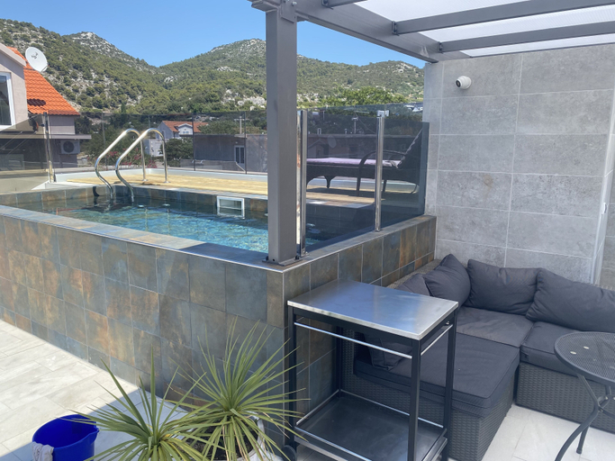 Sport & Beauty 3, Casa di Lavanda, Hvar