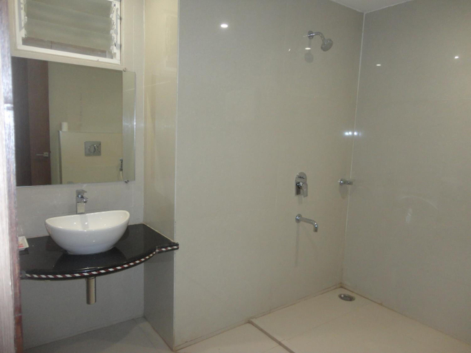 Bathroom 4, Hotel Delite Grand, Jabalpur