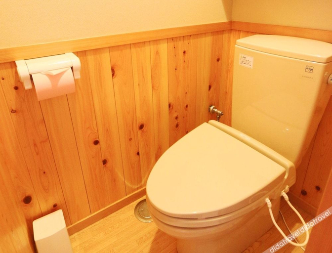 Bathroom 2, Kawatatsu, Nozawaonsen