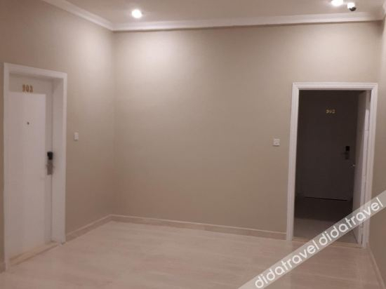 Others 4, Magic Suite Al Mahboula
