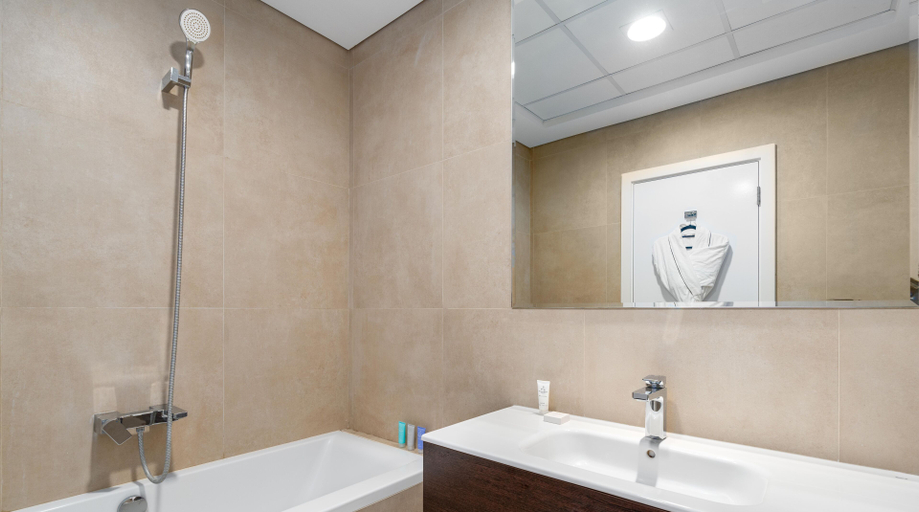 Bathroom 3, Dream Inn - Marina Arcade Tower, Dubai