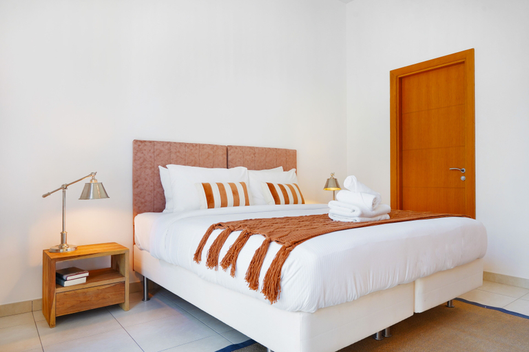 Bedroom 2, Maison Privee - Modern and Airy 2BR in Palm Jumeirah, Dubai