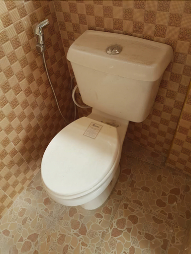 Bathroom 3, Kentania Hotel, Bahati