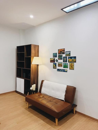 Others 5, In Home, Tây Hồ