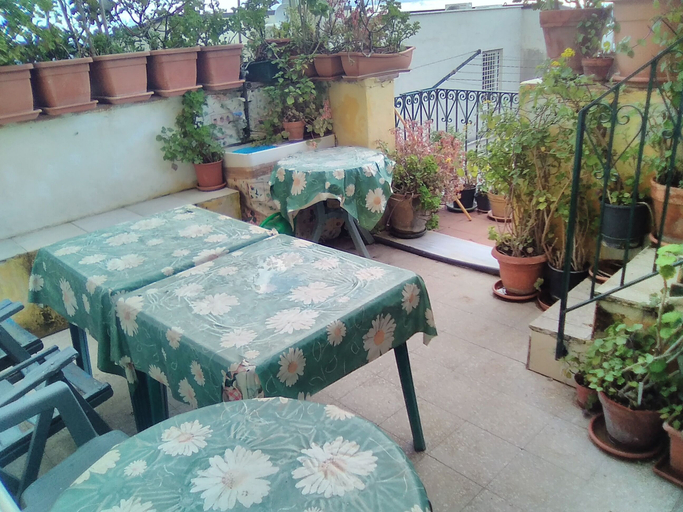 Others 5, Room in Guest Room - Beautiful Double Room, Messina