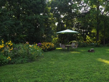 Others 4, Parkside House, Simcoe