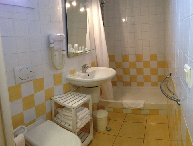 Bathroom 5, Auberge Les Oliviers, Haute-Corse