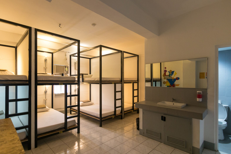 Others 5, Mad Monkey Cebu City - Adults Only, Cebu City