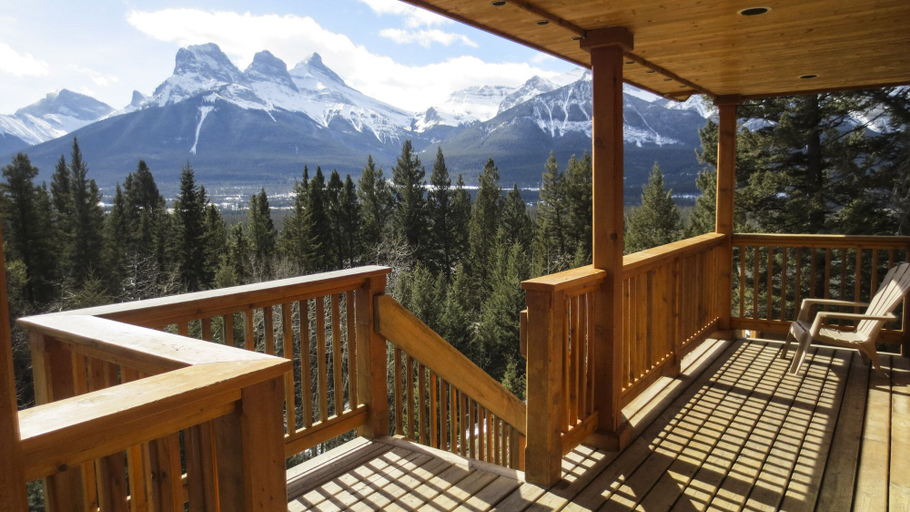 Others 3, Canmore Alpine Hostel - Alpine Club of Canada, Division No. 15