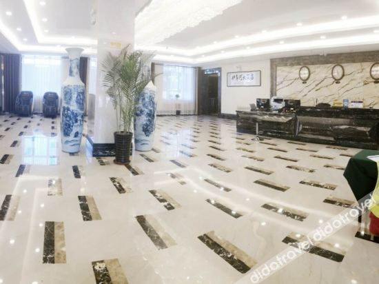 Others 2, Yilihe Hotel, Ili Kazakh