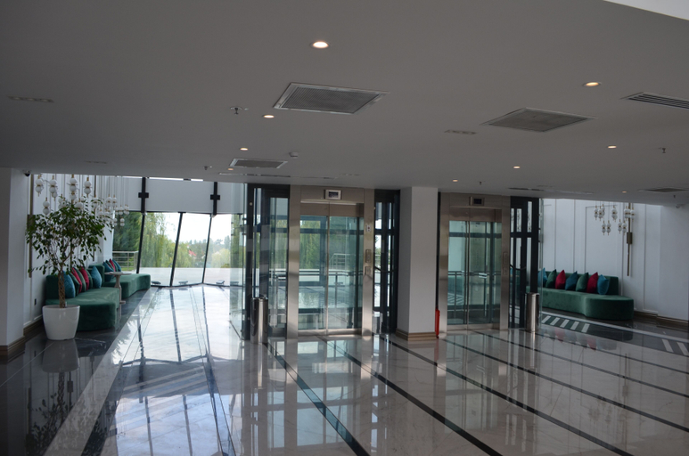 Public Area, Arena Grand Hotel, Quba