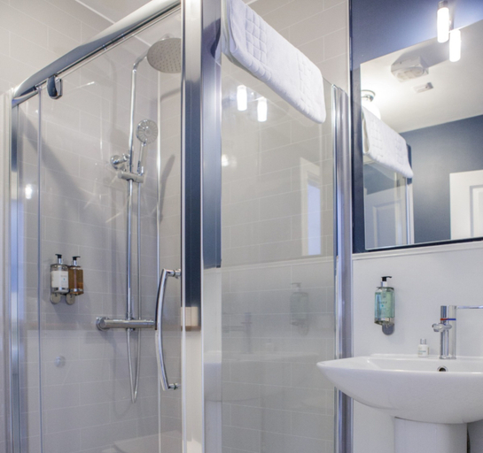 Bathroom 5, The Watchman Hotel, East Lothian