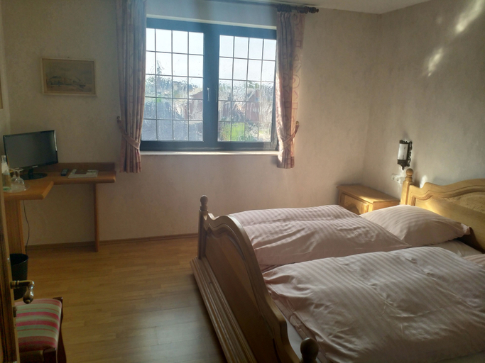 Others 5, Hotel-Restaurant Wacht am Rhein, Wesel