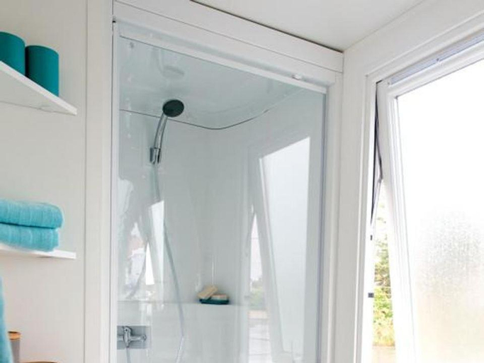 Bathroom 4, camping les pecheurs, Jura