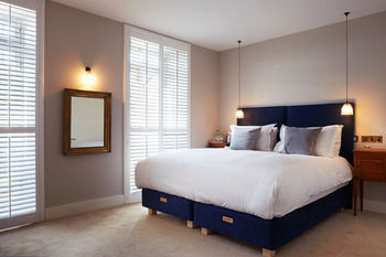 Guestroom 4, Albion House, Kent