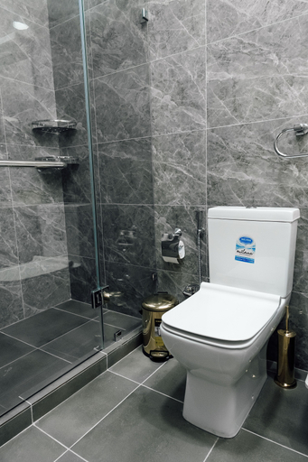 Bathroom 4, Central Palace Halal Hotel, Tashkent City