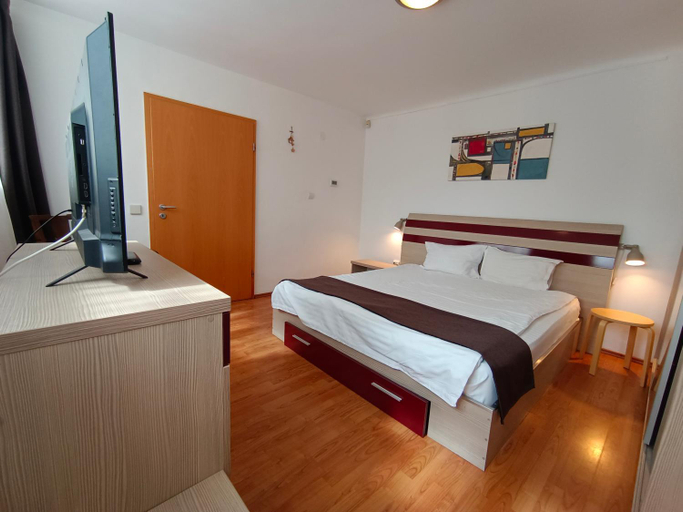 Others 3, Central Park Apartments, Brasov