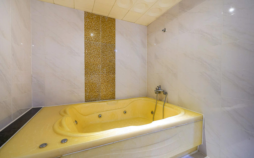 Bathroom 5, Busan Dongnae Interpark, Dongnae