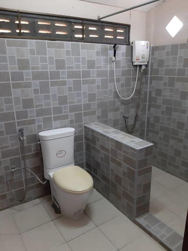 Bathroom 3, Forest, Muang Roi Et