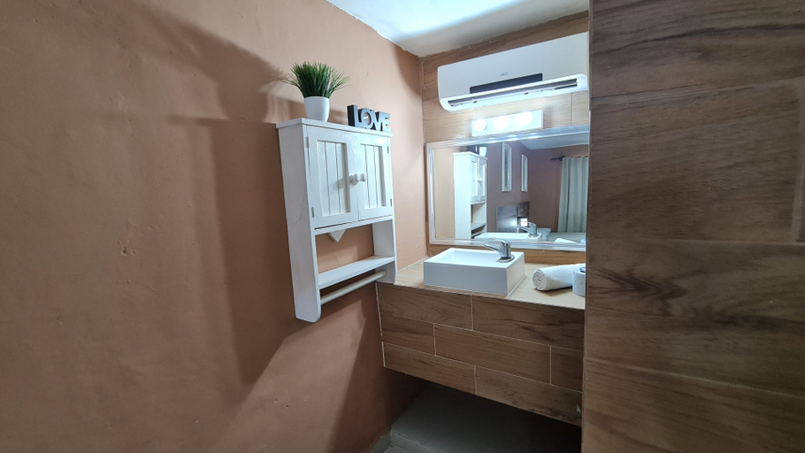 Bathroom 5, Hotel DNA Cancun, Isla Mujeres