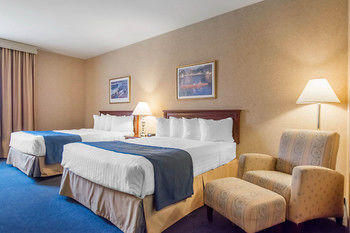 Others 5, Spark by Hilton Montreal Brossard, Champlain