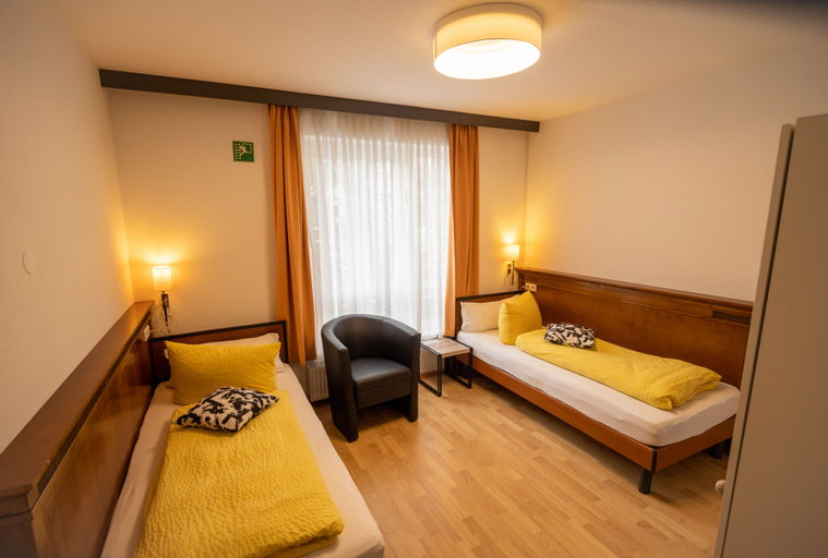 Bedroom 4, Ford Apartment, Bremen