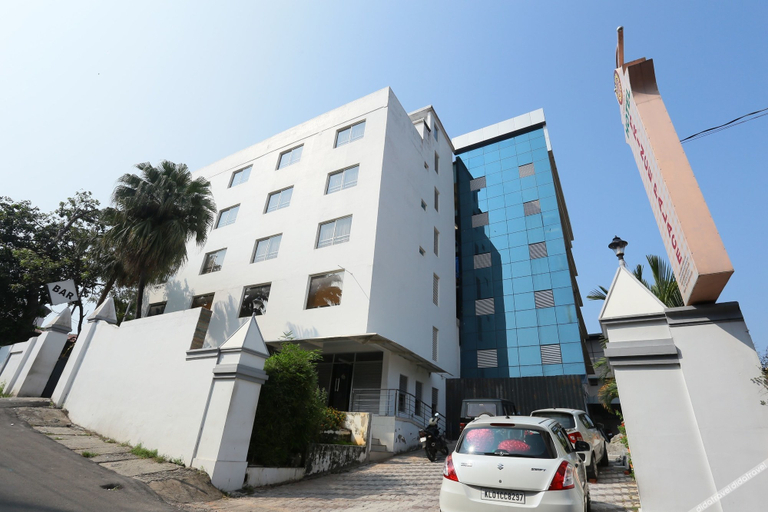 酒店外部 3, Super Townhouse Prince Palace, Thiruvananthapuram