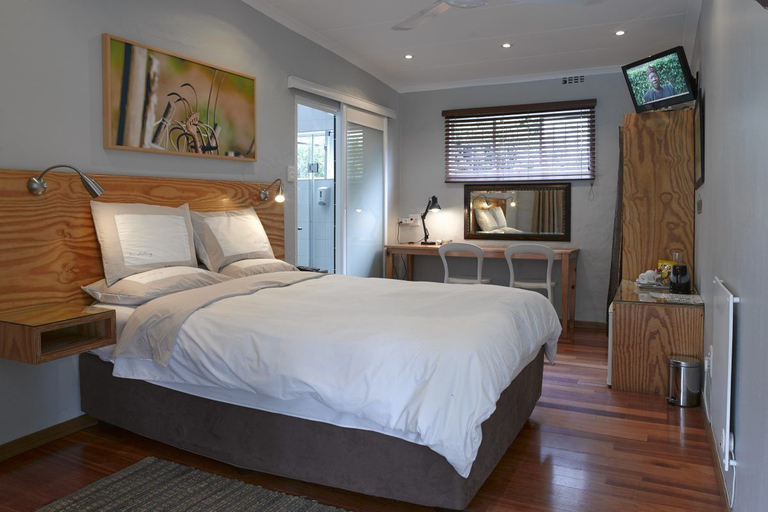Bedroom 2, Ten Stirling B&B, City of Johannesburg