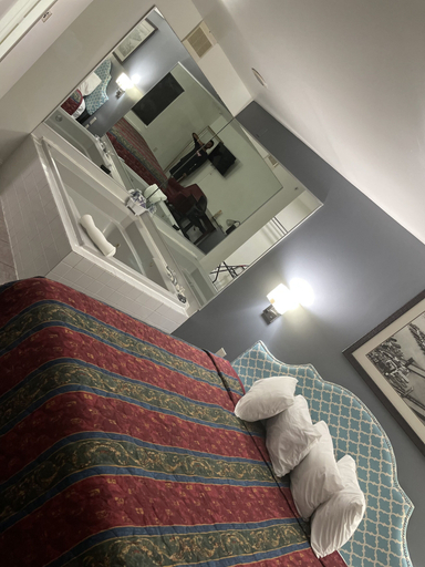 Others 4, Greenwoods Inn & Suites, Camden