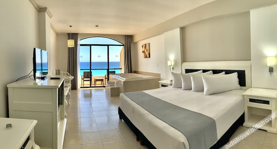 Bedroom, Golden Parnassus Resort & Spa - All Inclusive (Adults Only), Benito Juárez