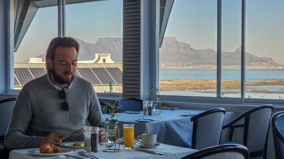 Food & Drinks 4, Blue Peter Hotel, City of Cape Town